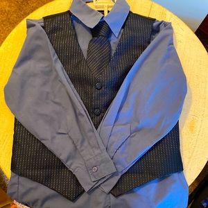 SZ 8 Andrew Fezza Boys 4 piece Navy Blue Suit
